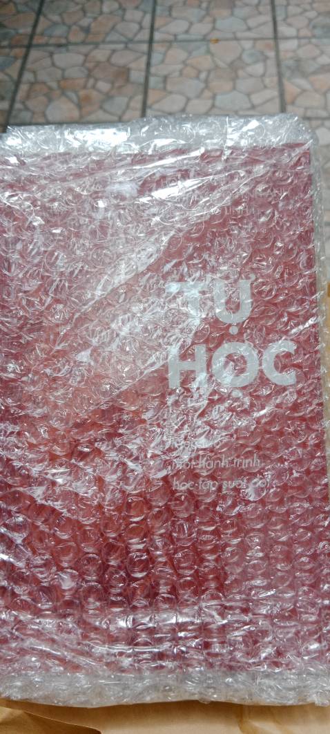 Dù chỗ khác có rẻ hơn vẫn ủng hộ nhà xuất bản