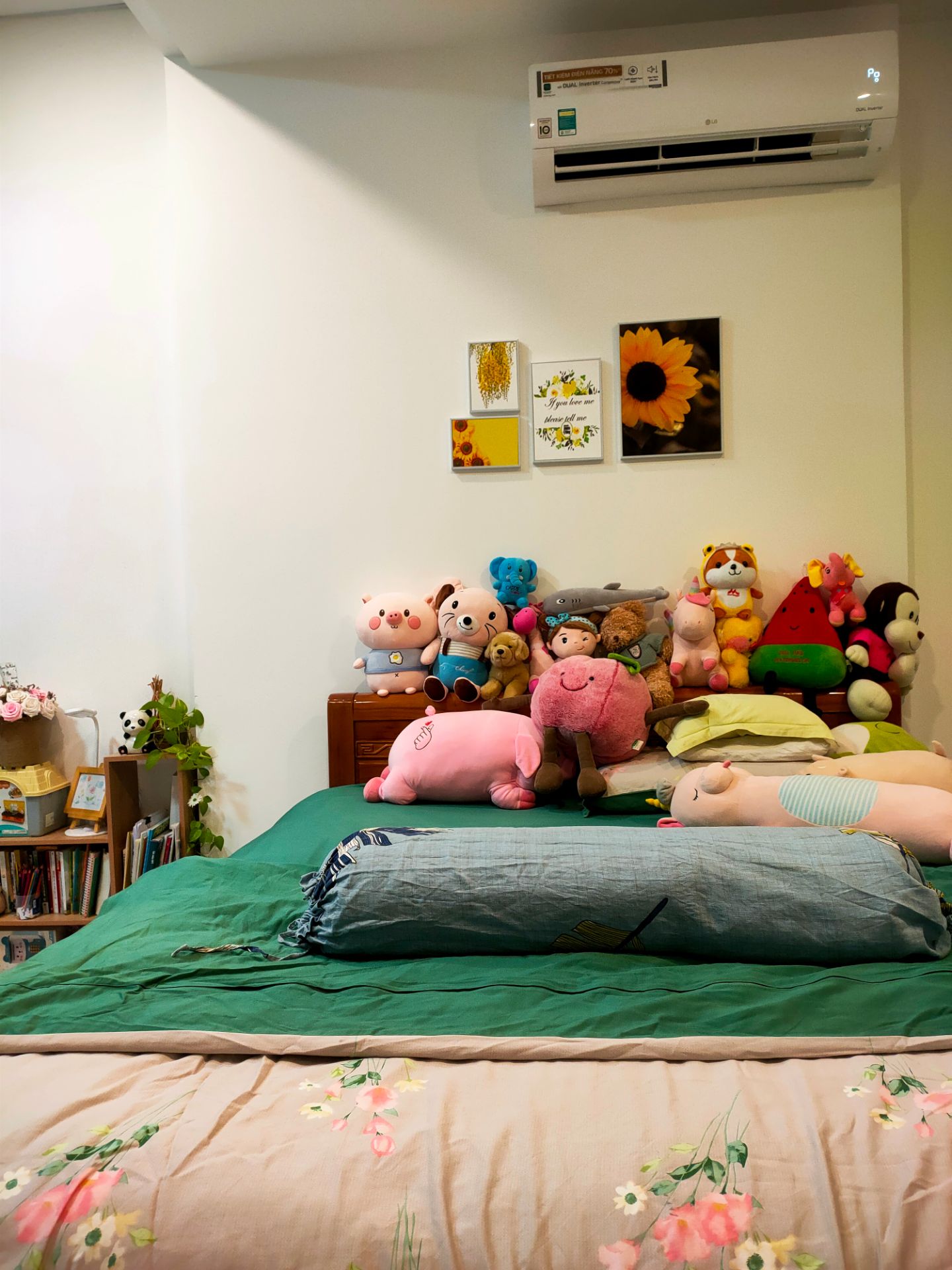 tranh nước màu rất đẹp, đang đặt thêm bộ nữa