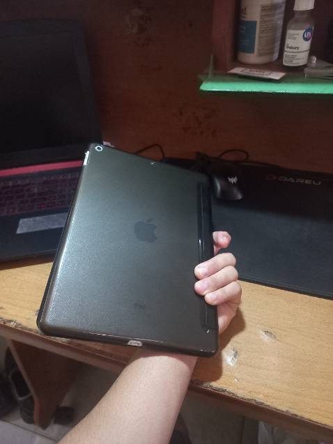 Chất lượng ok , vừa vặn, rất gọn và có thẩm mỹ.Có điều ốp hơi mỏng nên có lẽ khả năng chống sốc không đáng tin lắm