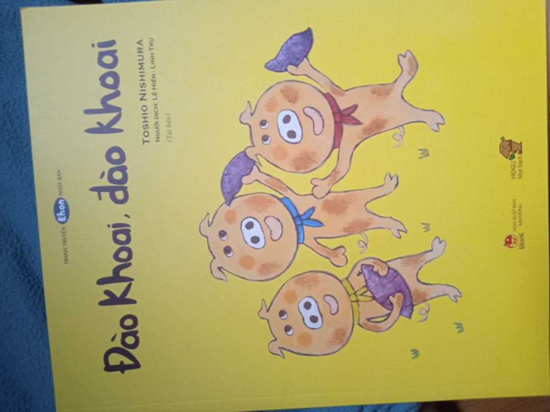 sách rất hay, cả 2 bạn nhà mình đều thích sách bên này. Cốt truyện đơn giản phù hợp với con