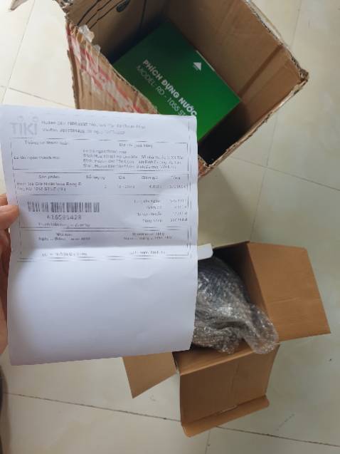 Em chào anh chị bên shop, em có mua 2 cái bình trà giữ nhiệt Rạng Đông, mã đơn #616591428, em mới nhận xong, hình thức đơn hàng là thanh toán trước, nhận hàng 0đ, em vừa khui ra thì có 1 cái đã bể thủy bên trong, Shop vui lòng tiến hành đổi trả cái mới giúp em, em cảm ơn, xem ảnh và Clip đi kèm