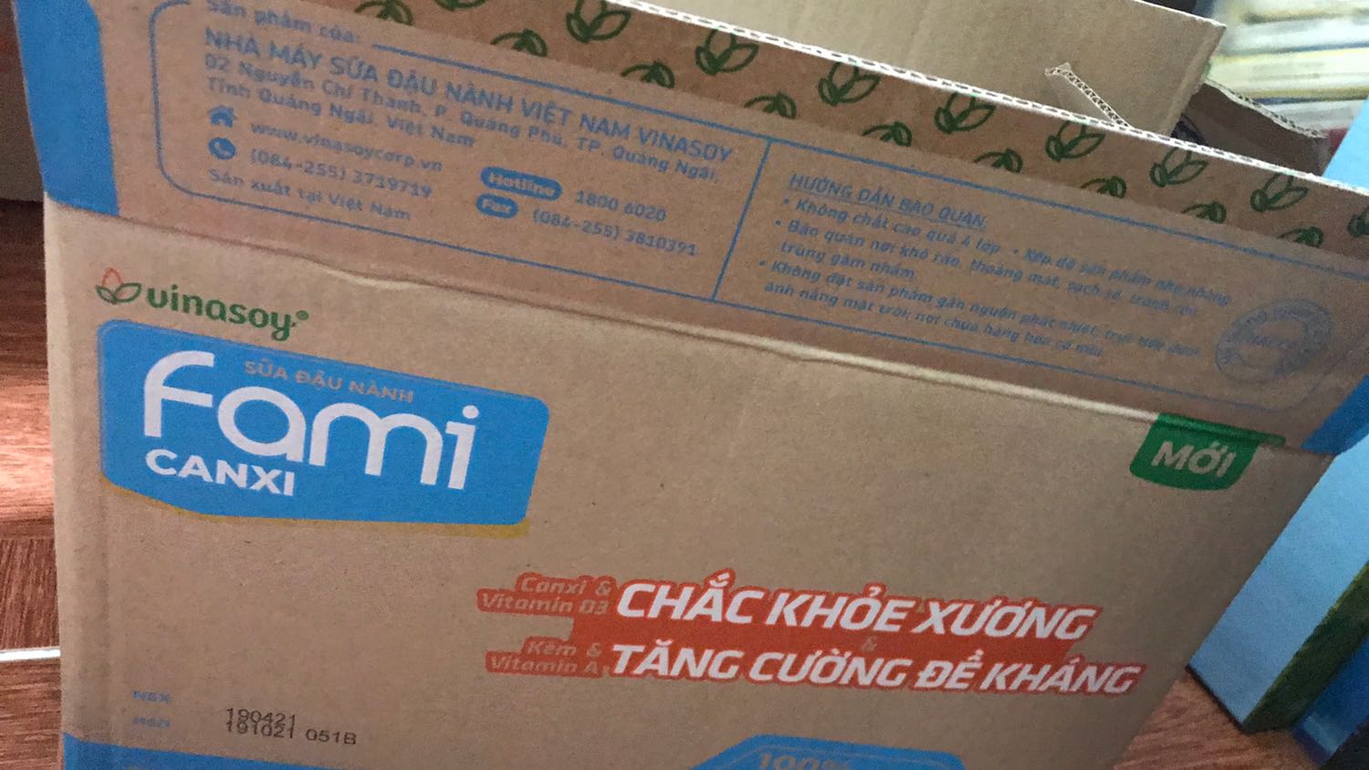 Sữa đậu nành này để tủ lạnh uống thật tuyệt giá lại rẻ Shop đóng gói cẩn thận ship nhiệt tình dễ thương