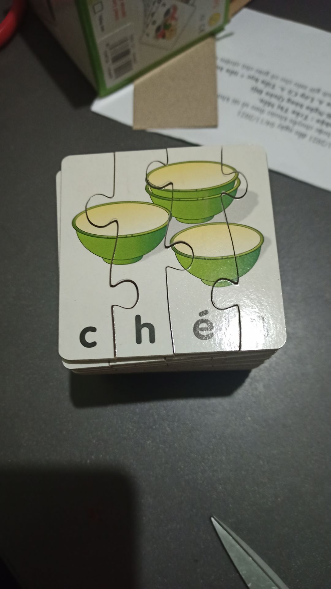 Sản phẩm mẫu mã đẹp, hình như không phải gỗ đâu ạ. Sản phẩm phù hợp với giá tiền nha