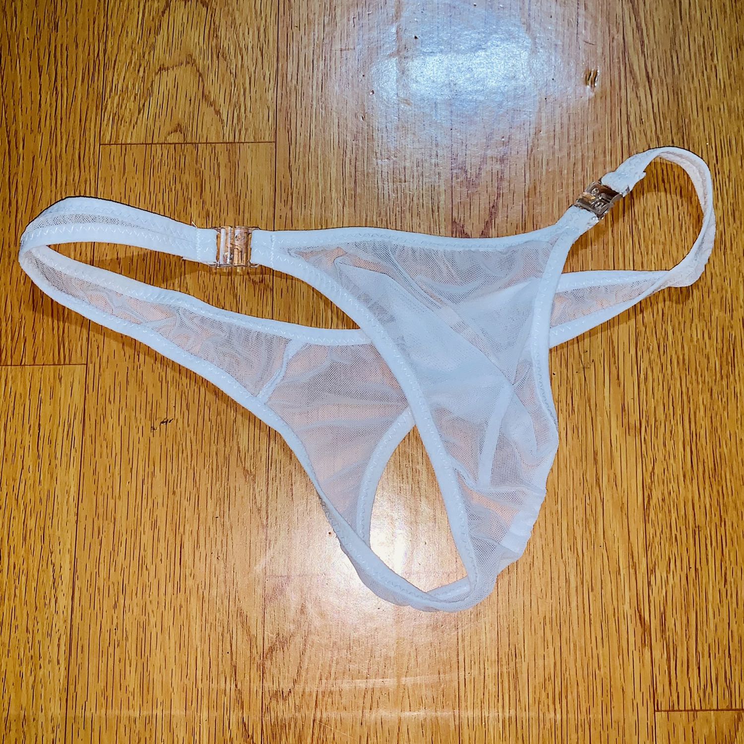 Hàng giao đúng hẹn. Sản phẩm sexy