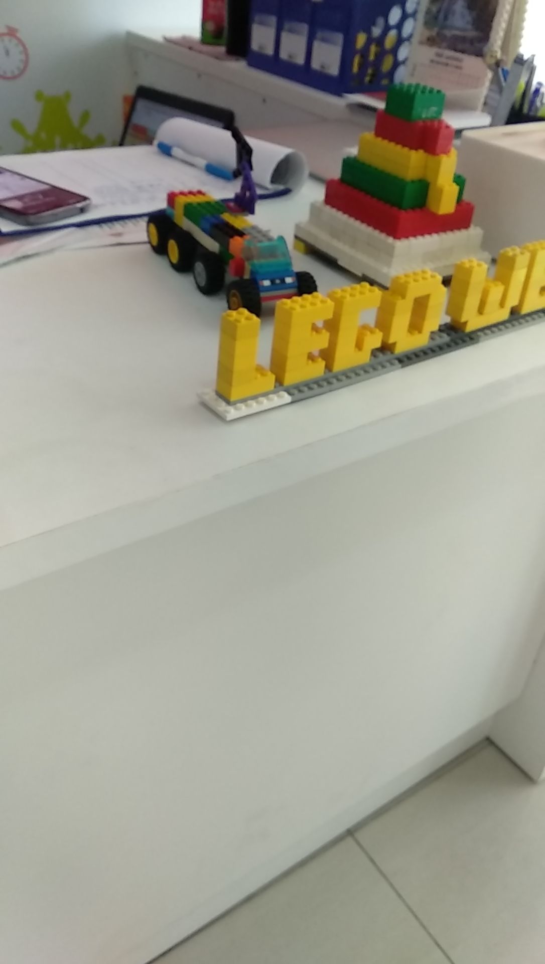 đèn hơi mờ, so voi giá tiền là ok, đã dùng hơn tuần vân chạy tôtd