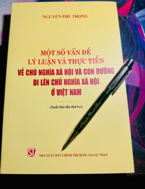 Yêu Nước - yêu Tổ Quốc