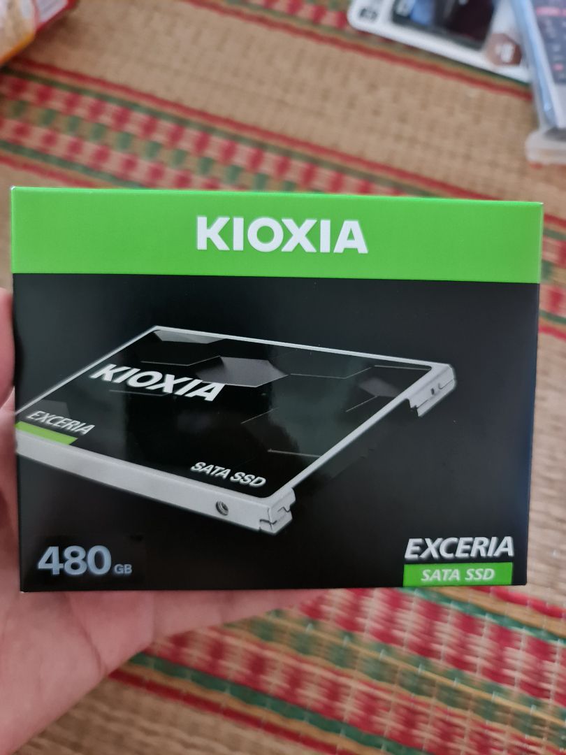 Sản phẩm đúng như mô tả, mình mua của nhà bán hàng Tiki Trading nên rất an tâm. Giao hàng nhanh chóng, mình ở tỉnh đặt hôm 12/11 mà sáng 13/11 đã giao rồi. Bảo hành 3 năm, chưa lắp vào máy nên chưa đánh giá được phần kỹ thuật như thế nào, hi vọng không cơ vấn đề gì. Sản phẩm đúng như mô tả, mình mua của nhà bán hàng Tiki Trading nên rất an tâm. Giao hàng nhanh chóng, mình ở tỉnh đặt hôm 12/11 mà sáng 13/11 đã giao rồi. Bảo hành 3 năm, chưa lắp vào máy nên chưa đánh giá được phần kỹ thuật như thế nào, hi vọng không cơ vấn đề gì.