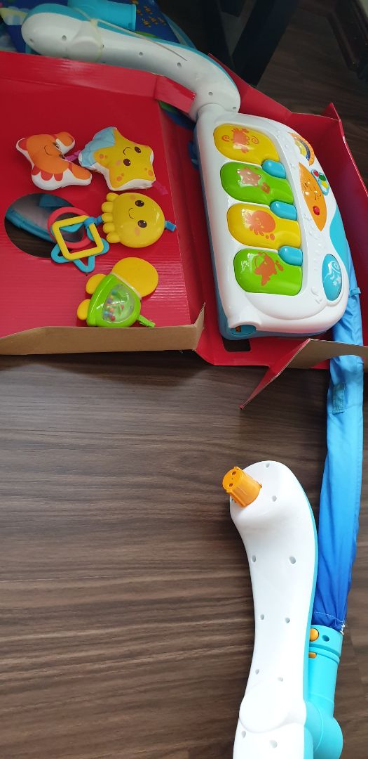 sp đẹp, nhựa chắc chắn tuy nhiên mình thấy hơi cũ, bẩn shop nên rút kinh nghiệm chú ý trc khi gửi cho khách