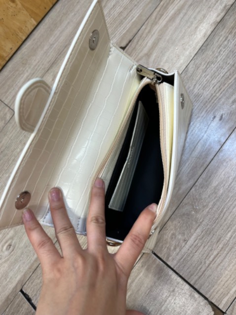 Ta nói cực kì mê luôn mấy bà ơii nhìn ghiền lắm chất lượng kinh khủng mà giá mềm lắm 🥰🥰🥰