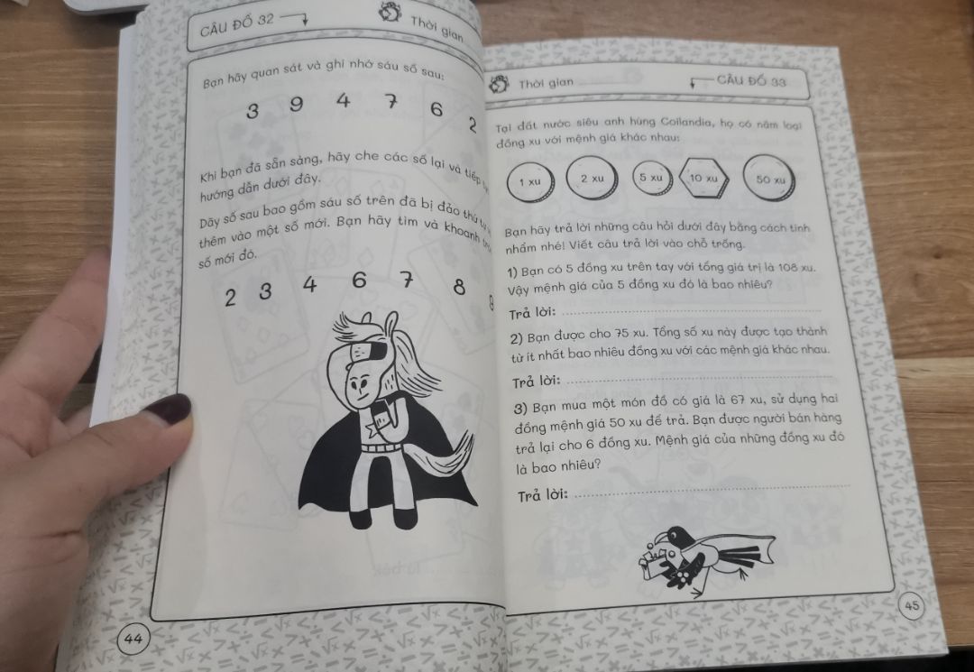 Sách trình bày thoáng, dễ nhìn, hình ảnh đẹp mắt. Các câu từ dễ tới khó phù hợp với các bạn từ lớp 2. Phần đáp án giải thích rõ ràng!