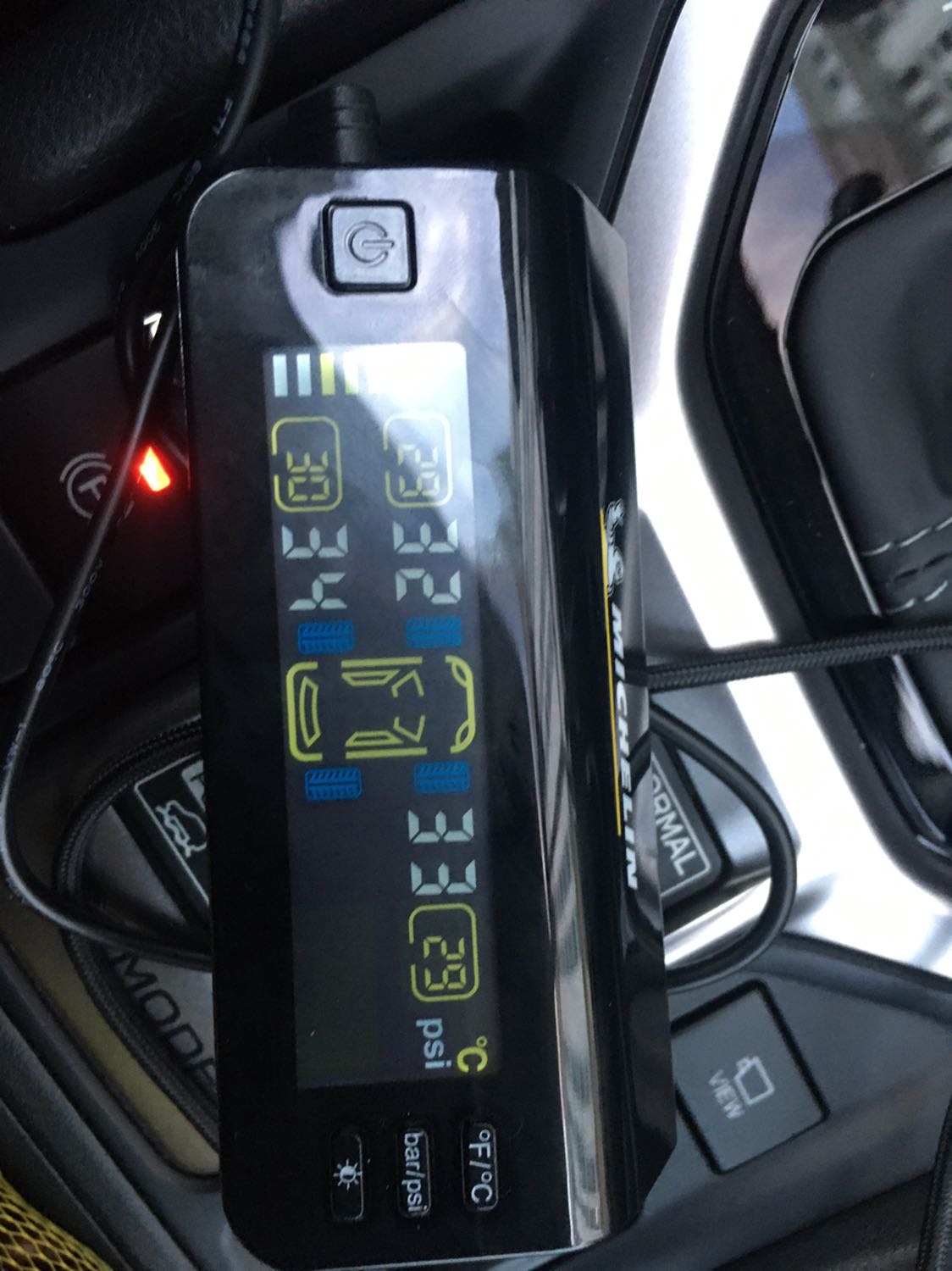 1 bánh không nhận tín hiệu