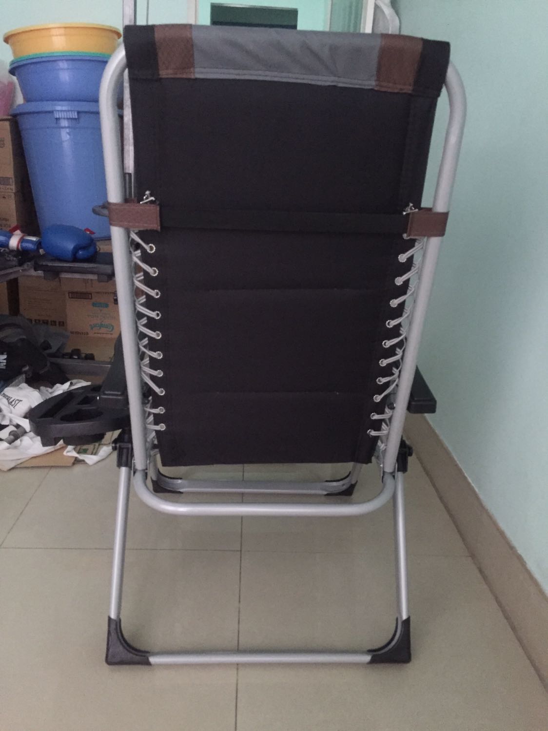 Cần cải tiến về sự bền của khoá vì khoá là bộ phận sd rất nhiều mà thấy có nguy cơ hư sau nhiều lần xài.
Đánh giá theo 5 sao 
Hiệu quả sử dụng : 4/5 ( k chống nước)
An toàn : 4/5 ( phải xem và chỉnh sửa 1 bài thứ cho an toàn sơ ý Cần cải tiến về sự bền của khoá vì khoá là bộ phận sd rất nhiều mà thấy có nguy cơ hư sau nhiều lần xài.
Đánh giá theo 5 sao 
Hiệu quả sử dụng : 4/5 ( k chống nước)
An toàn : 4/5 ( phải xem và chỉnh sửa 1 bài thứ cho an toàn sơ ý