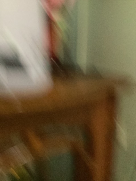 máy đẹp ghe, màu tím phù hợp cho mẹ cháu, đang đọc sư dụng, chắc chắn là hàng tốt đây