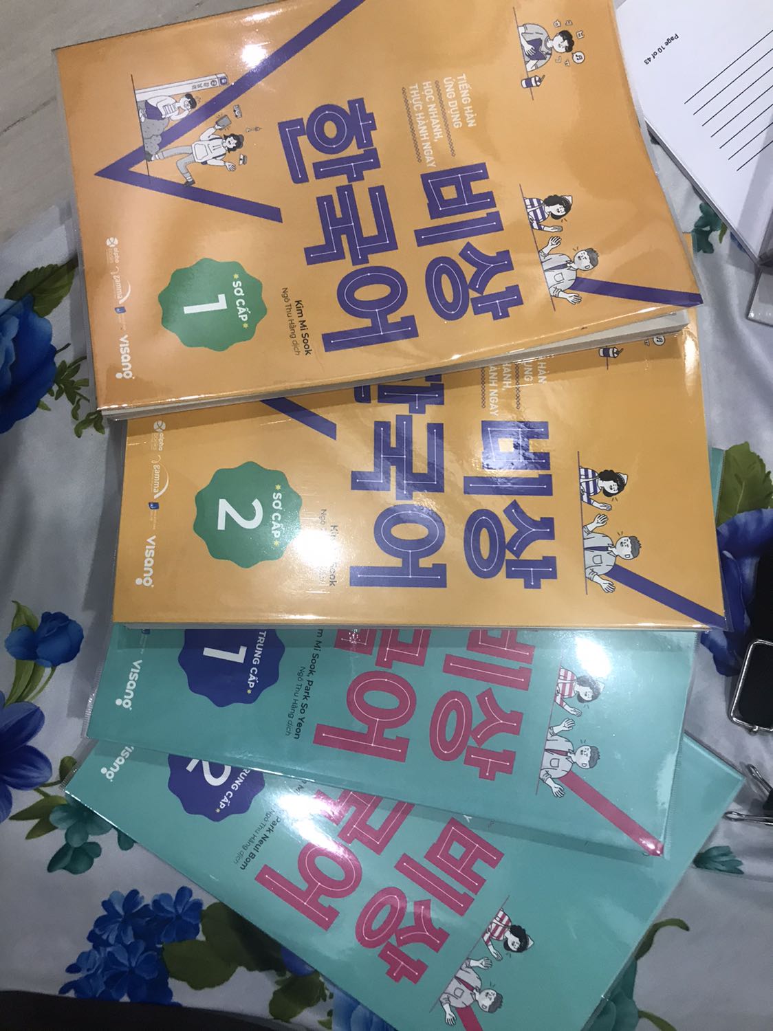 Sách tốt, nhưng file nghe mình lấy ở đâu ạ?