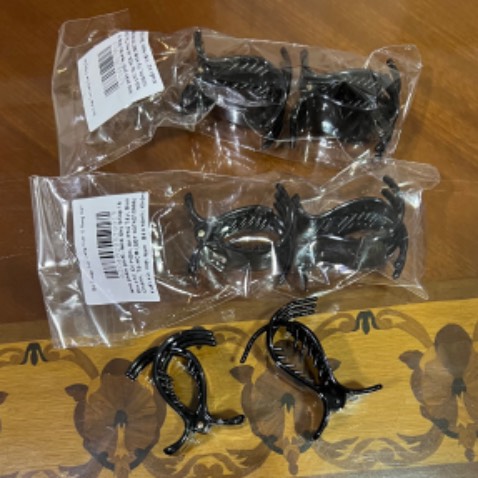 Hàng đẹp, giống hình. Dùng một thời gian mới đánh giá được chất lượng.