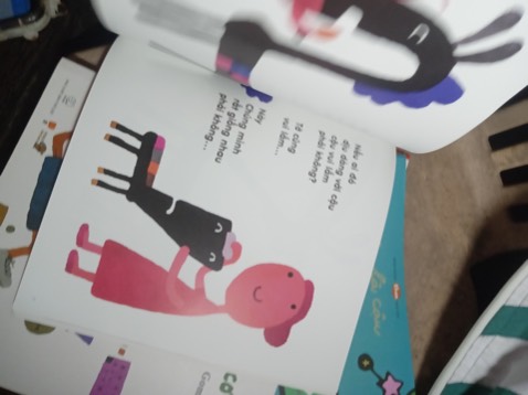 câu chuyện với ngôn từ của trẻ. ehon nếu biết cách đọc thì con cực kì thích đó các mom ạ