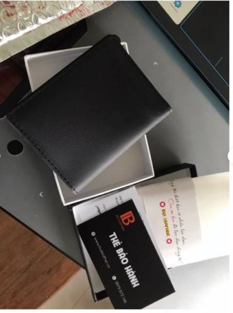 Đựng thẻ rất gọn, da lại mềm