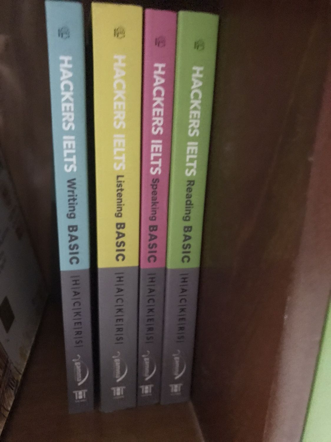 sách đẹp, bìa đẹp, nội dung đơn giản, dễ hiểu nhưng khá chi tiết. “Muốn đi nhanh, hãy đi chậm”