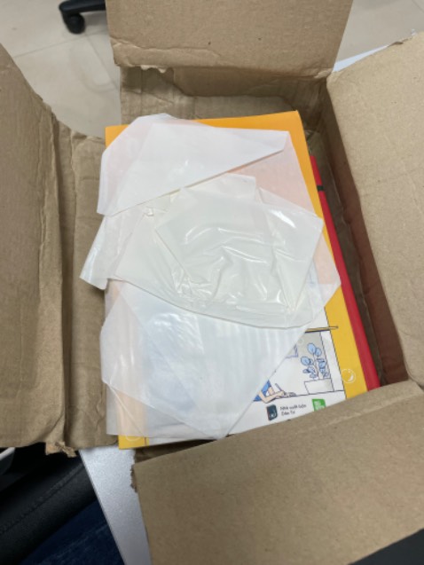 Đóng gói sách ẩu kinh khủng, sách dính nước và nhàu bẩn, chưa bao giờ gặp tình trạng này với kho Tiki Trading ở HCM, nhưng kì này quá thất vọng với cách làm việc cẩu thả của Kho Tiki miền bắc.