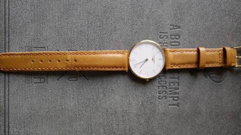 Sản phẩm nhận đúng theo mô tả của shop. Shop đóng hàng cẳn thận. Nhân viên giao hàng nhiệt tình. Ủng hộ shop những đơn tiếp theo.