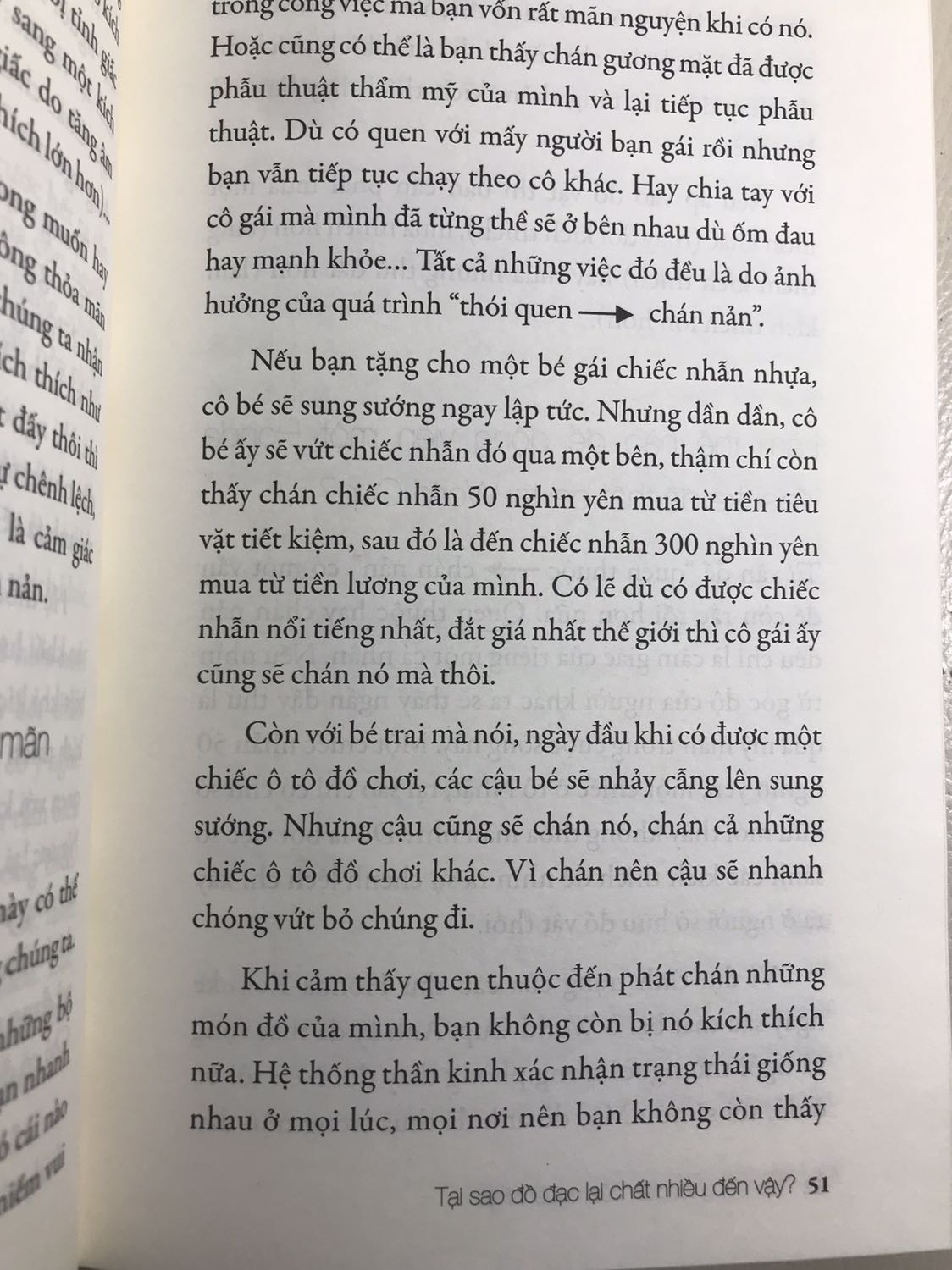 Sách rất hay và hữu ích, vẫn còn 1 số từ sai chính tả. Bìa sách đẹp 😁😁😁