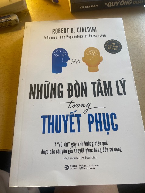 Quyển sách về thuyết phục cơ bản và nền tảng nhất mà bất cứ ai cũng cần trong việc kinh doanh, bán hàng và đàm phán