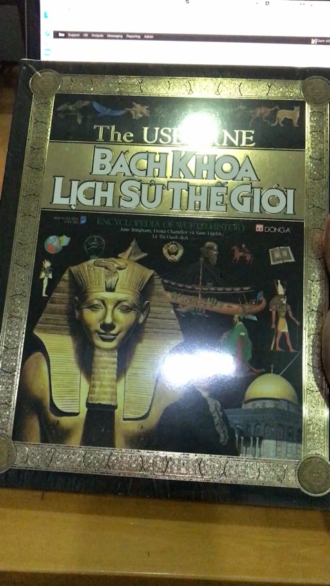 Sách cực kì chất lượng, nội dung rất nhiều thông tin thú vị và bổ ích, hình ảnh trực quan kích thích sự tò mò. Tiki đóng gói rất cẩn thận.