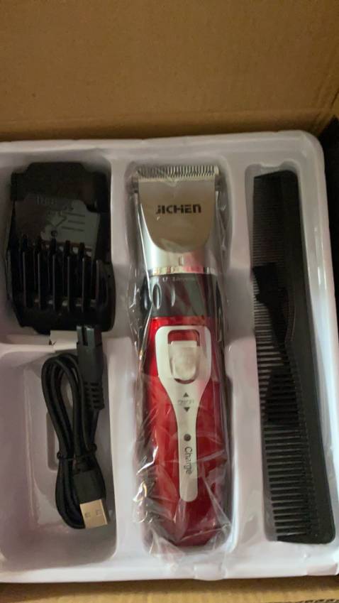 Tông đơ cắt tốt, dễ vệ sinh, giá hợp lý.