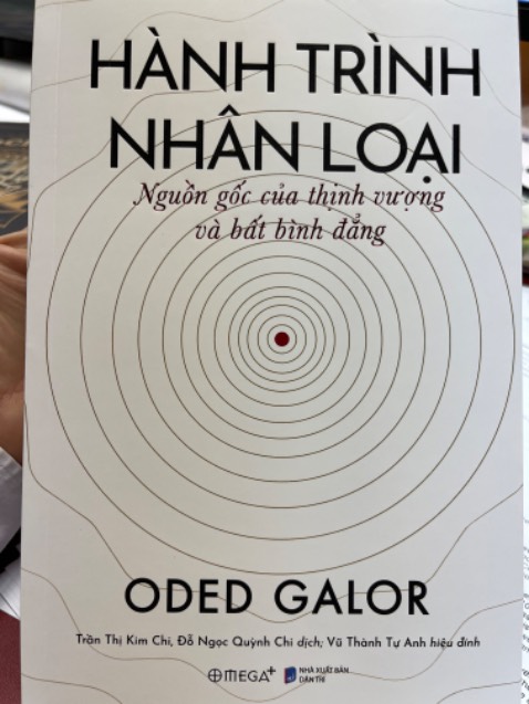 Sách hay, lịch sử con người quả là phức tạp.