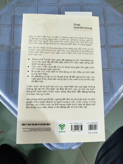 Shop giao nhanh, sách đẹp giấy màu hơi tối. Chưa đọc nên không đánh giá được nội dung. Hài lòng