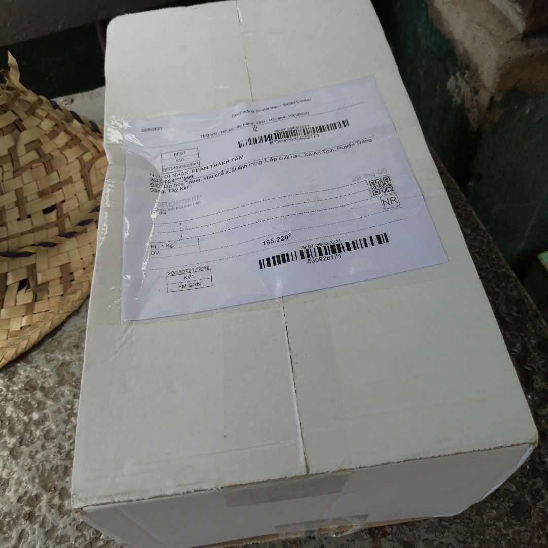 giao hàng nhanh nhưng bị lỗi xíu