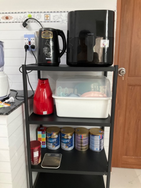 Sản phẩm chất lượng, chắc chắn.
Tuy nhiên mình không tìm thấy ốc vít đi kèm. May mà mình mua ở ngoài vẫn có.
Nếu thực sự shop quên thì nhớ lưu ý hơn để những người khác khỏi phải đi mua thêm như mình.

Mình quên, trong thùng cũng không có bánh xe luôn nha shop