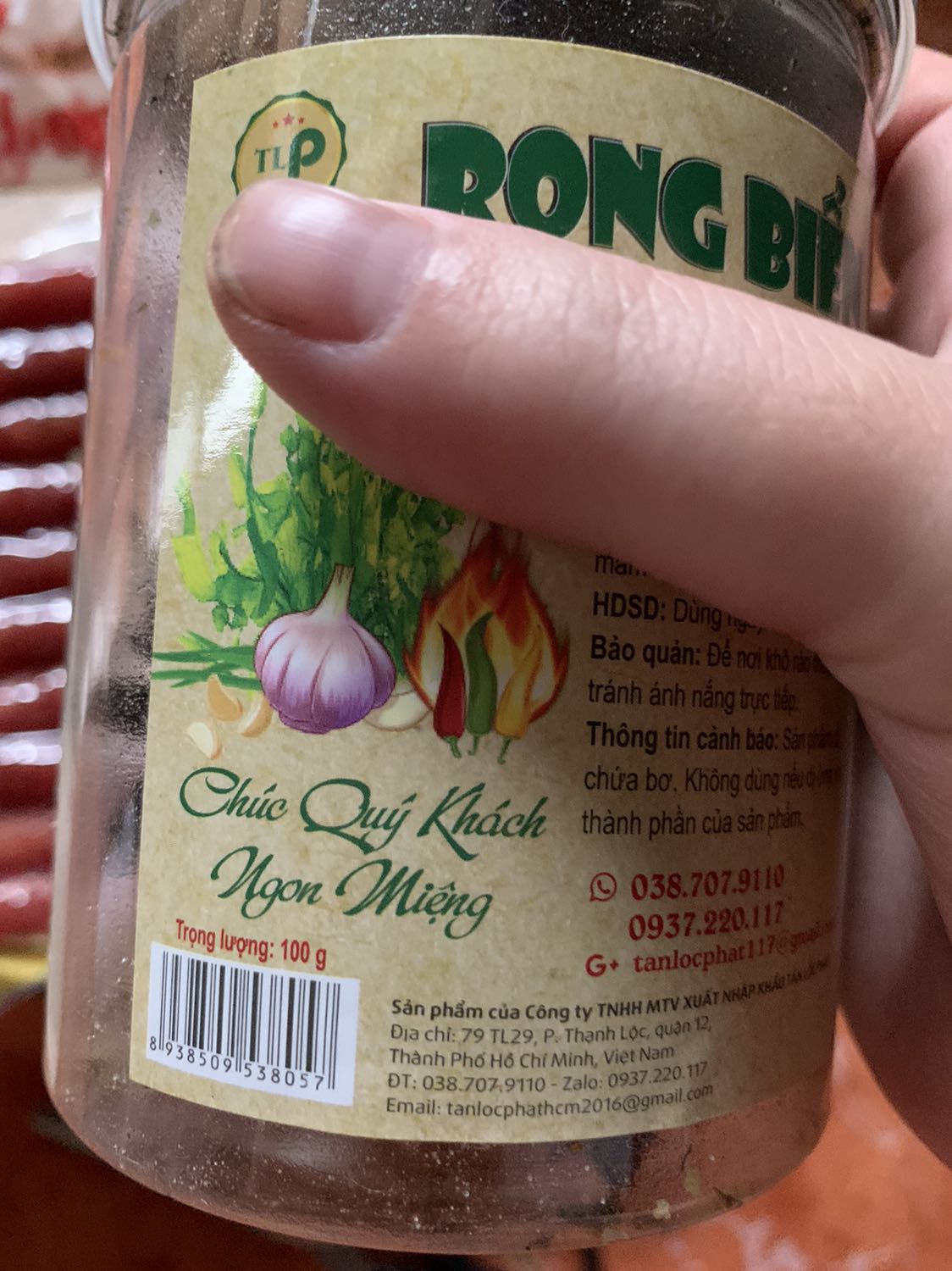 Do mình nhìn ko kỹ, khối lượng chỉ có 100g mà giá hơn 30k bên trong ít nhân, hộp ngắn tủn, mn bên cân nhắc