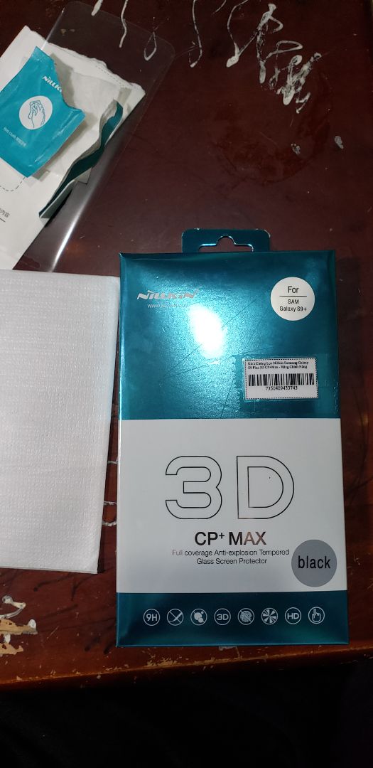 Đã nhận được hàng và đã dán. Cảm nhận ban đầu cảm ứng vẫn mượn nhưng không chuẩn như quảng cáo và giá tiền. Tấm dán không full được hết màn hình. Khi nhìn nghiêng hiện các chấm nhỏ liti của miếng dán. Làm cho màn hình không được trong trẻo lắm. Tạm hài lòng...