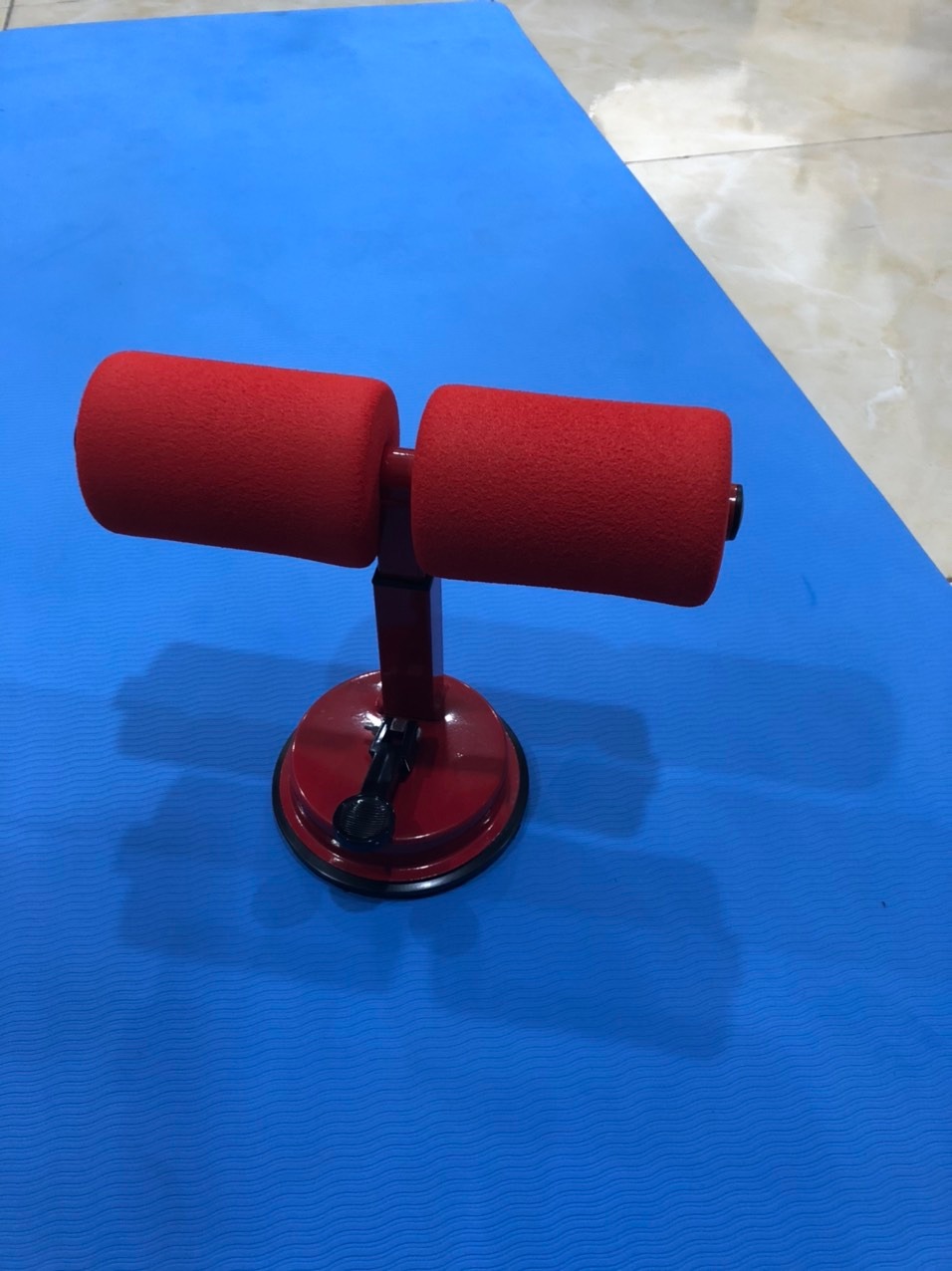 -MUA VỀ DÙNG ĐƯỢC 4 NGÀY ĐÃ HƯ, HƯ HOÀN TOÀN KHÔNG SỬ DỤNG ĐƯỢC. THIẾT NGHĨ, VỚI THỜI GIAN MUA VÀI NGÀY NHƯ VẬY,  CỬA HÀNG BÊN NGOÀI CÒN CHO ĐỔI CÁI MỚI, TIKI LÀ NHÀ PHÂN PHỐI LỚN VÀ UY TÍN MÀ KHÔNG LÀM VIỆC ĐƯỢC VỚI SHOP ĐỂ CÓ CHÍNH SÁCH TỐT CHO KHÁCH HÀNG THÌ THẬT LÀ TỆ.
-TÔI MUA RẤT NHIỀU SẢN PHẨM CỦA TIKI, 2 SẢN PHẨM LỖI, NHỮNG SẢN PHẨM KHÁC THÌ TÔI THẤY VẪN OK.
-MONG TIKI CHĂM SÓC KHÁCH HÀNG TỐT HƠN MỚI TẠO UY TÍN LỚN.