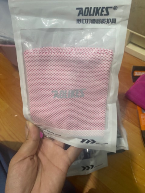 Shop rất uy tín, giao đúng và đủ các sản phẩm mình đặt