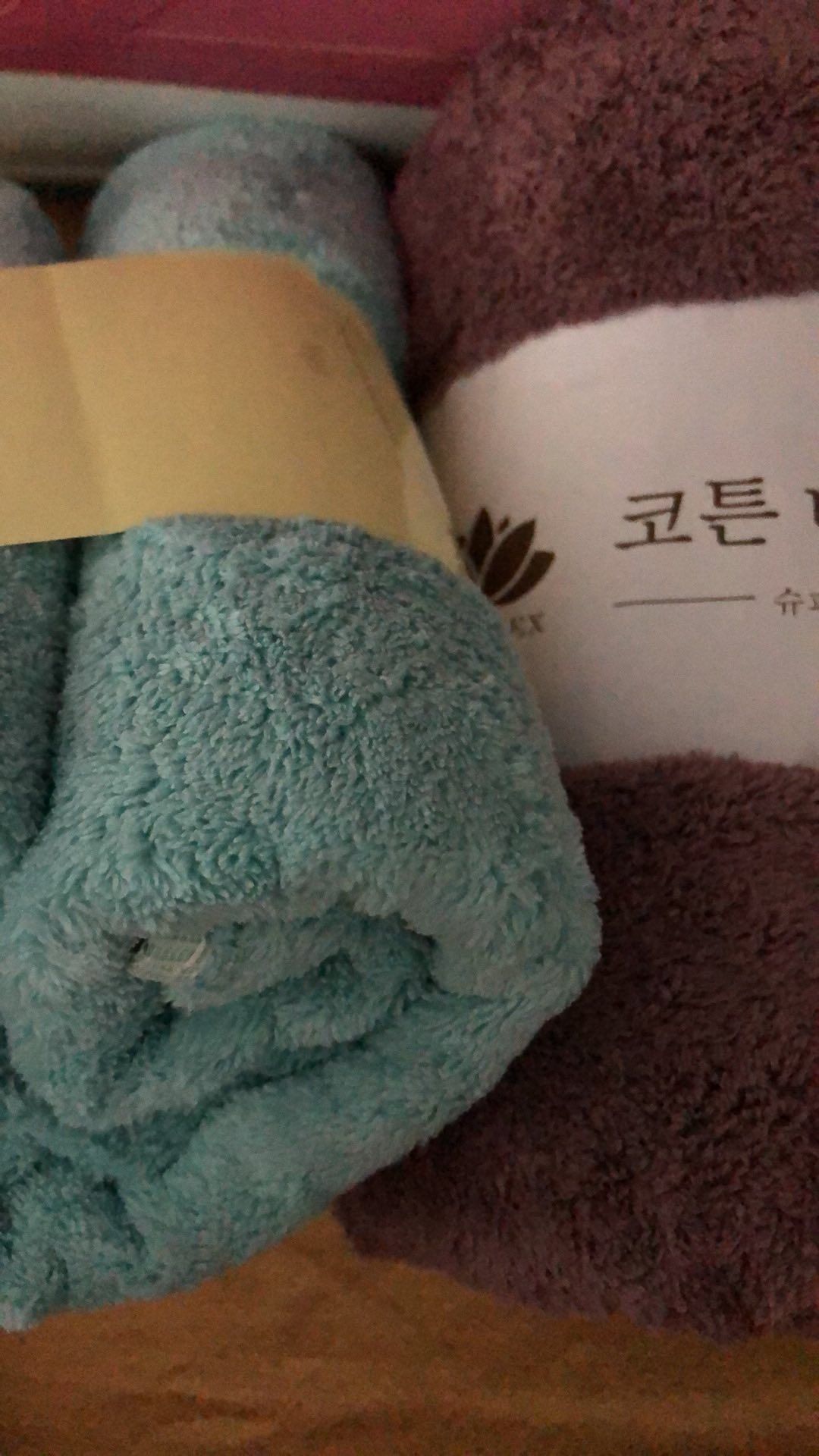 Khăn mềm, gửi đúng mẫu,giá cả hợp lí,sẽ ủng hộ shop tiếp,nên mua nha mn