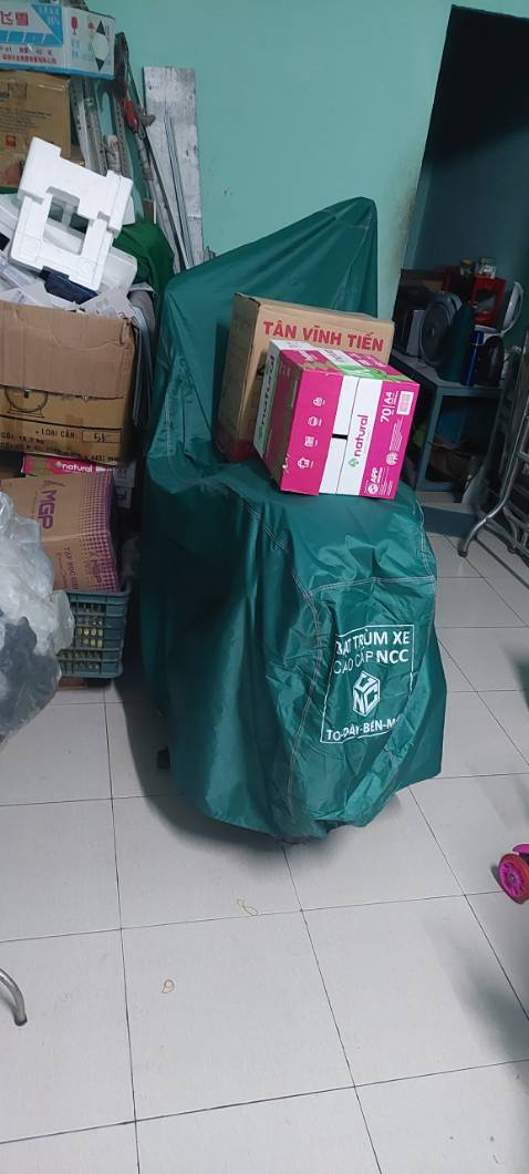 Xe đang trùm là ADV 160, Chất lượng sản phẩm ok, số tiền mua xứng đáng, còn được tặng bọc chân chống cao su nữa. Cảm ơn shop nhiều