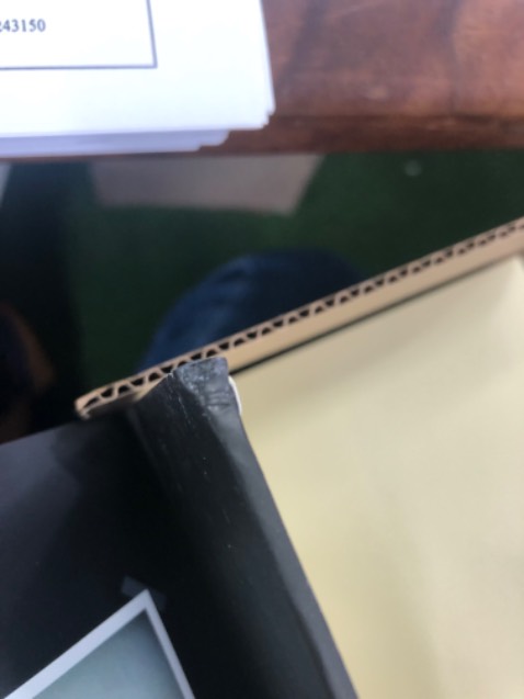 (*) Đánh giá không tính điểm
nhà vận chuyển giao hàng hộp móp méo, tiki đóng hàng trong hộp quá bé chỉ vừa đủ sách, ko chống sốc, sách bị móp góc