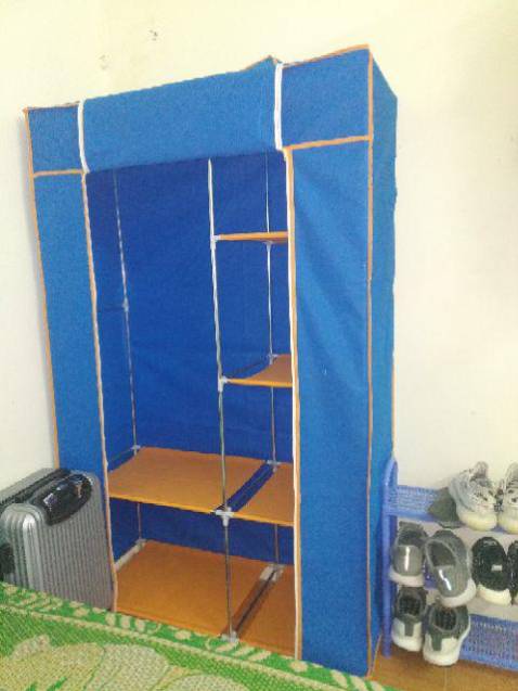 Hàng chuẩn như hình mẫu
Phù hợp vs giá tiền
Tủ rất đẹp màu sắc nhã nhặn.giao hàng nhanh
tủ để cả nhân hợp lý, mỗi người 1 tủ ở phòng trọ cha ai tị ai hihi! anh em mỗi người 1 chiếc! Tủ đầy đủ phụ kiện, vải dệt nên mình thấy có khả năng bền, sang năm ra trường rồi tính tiếp keeeke.
cảm ơn shop tôi sẽ ủng hộ thêm