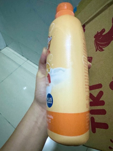 Mùi rất thơmmm 
Thơm mùi cam
Tắm xong da ẩm rất dễ chịu
Tiki giao hàng siêu nhanh