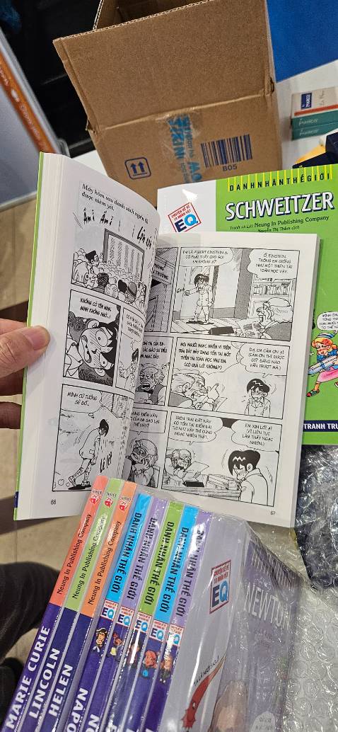 Chất lượng giấy và màu tạm ổn, ko được đẹp lắm nhưng so với giá thì phù hợp
Chỉ được in màu có 1 chút phần đầu thôi