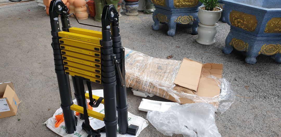 giao thiếu chân có định núm su
thang ko được cứng cáp như kỳ vọng
các phần nhựa khớp nối giữa các đoạn nhìn cảm quan như nhựa tái chế.
cảm quan thì sản phẩm không như mong đợi.
Đã báo tổng đài hỗ trợ về việ giao thiếu phụ kiện.