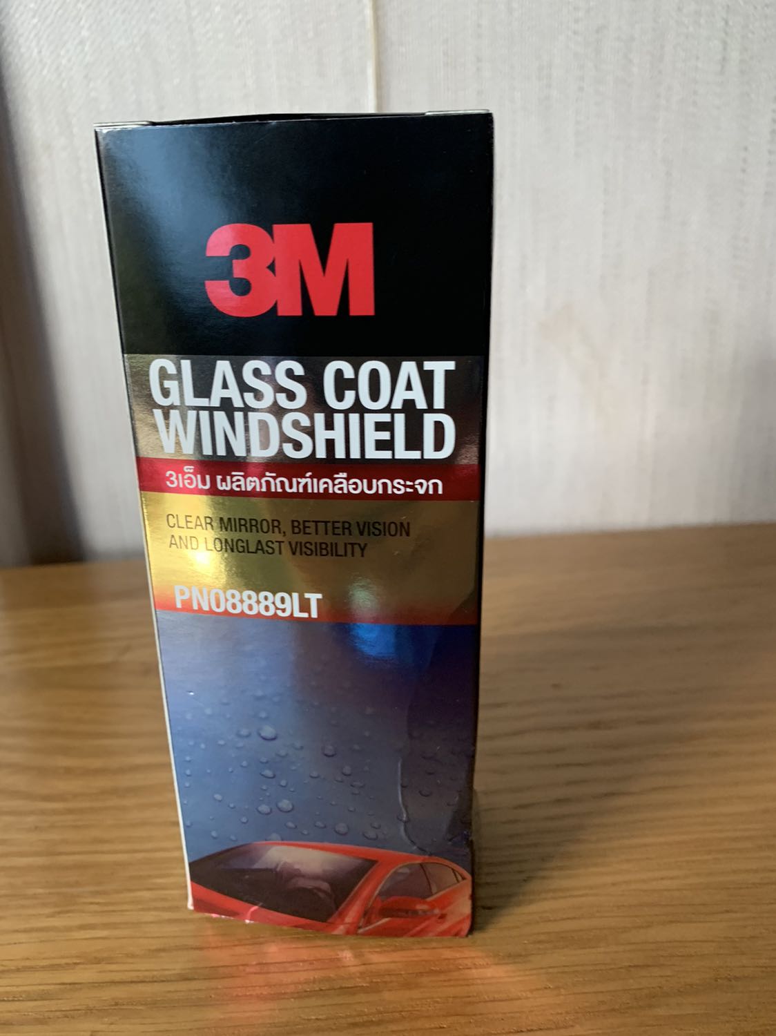 Tôi ko ngờ bạn bán hàng Fake. Xe tôi, kính lái tôi chăm sóc rất kỹ. Mua của bạn về tôi phủ lên theo hướng dẫn (tôi đã dùng nhiều trước đây). Xe tôi mới mua 2 tuần, sáng nay trời mưa to, ban đầu thì ngon lắm, khoảng 15 phút gạt mưa bắt đầu có hiện tượng tăng ma sát, lúc đó kính bắt đầu có hiện tượng trầy xước, do kính quá rít… tôi chưa bao giờ bị ntn. Quá xót cho kính lái xe tôi mới mua. Đừng đổ lỗi cho tôi gà nhé. Tôi chăm sóc xe và rất kỹ, sản phẩm bạn bán có vấn đề, sp này thực tế ko phải hàng chính hãng. Tôi thề ko bao giờ mua hàng Tiki đối với các sp thuộc nhóm chăm sóc xe. Tôi ko ngờ bạn bán hàng Fake. Xe tôi, kính lái tôi chăm sóc rất kỹ. Mua của bạn về tôi phủ lên theo hướng dẫn (tôi đã dùng nhiều trước đây). Xe tôi mới mua 2 tuần, sáng nay trời mưa to, ban đầu thì ngon lắm, khoảng 15 phút gạt mưa bắt đầu có hiện tượng tăng ma sát, lúc đó kính bắt đầu có hiện tượng trầy xước, do kính quá rít… tôi chưa bao giờ bị ntn. Quá xót cho kính lái xe tôi mới mua. Đừng đổ lỗi cho tôi gà nhé. Tôi chăm sóc xe và rất kỹ, sản phẩm bạn bán có vấn đề, sp này thực tế ko phải hàng chính hãng. Tôi thề ko bao giờ mua hàng Tiki đối với các sp thuộc nhóm chăm sóc xe.