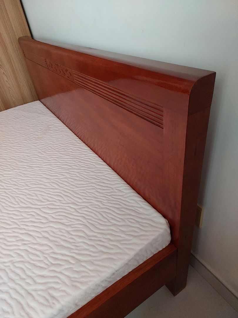 Shop giao hàng nguyên đai kiện chính hãng Liên Á. Shop hổ trợ nhiệt tình giao hàng rất nhanh theo yêu cầu. Cảm ơn shop nhoeeuf.