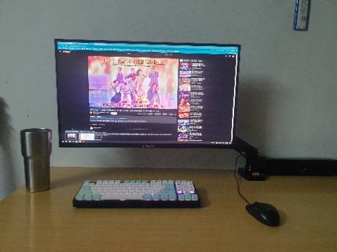 Khá chắc chắn, lắp cũng dễ, rẻ