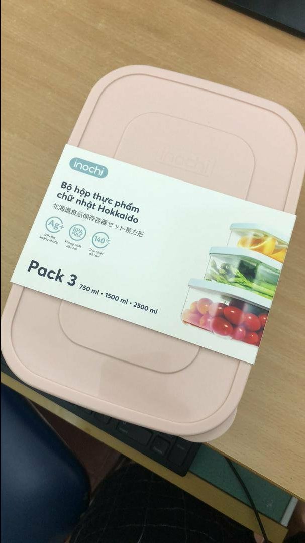 Màu hồng xinh dã man ấy, góp ý là shop nên để lựa chọn màu thì sẽ thích hơn. Sẽ tiếp tục ủng hộ shop lần sau nếu có lựa chọn màu, mình sẽ mua bộ nắp xanh blue cho đủ bộ pastel