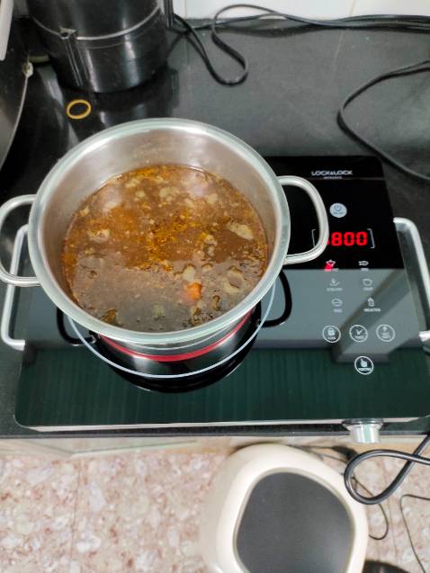 Trọng lượng nhẹ, dể sử dụng Trọng lượng nhẹ, dể sử dụng