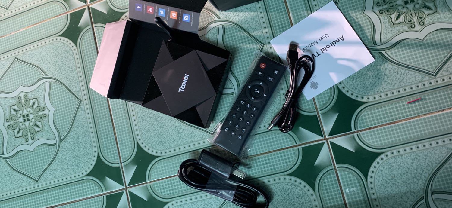 Mua tx3 chính hãng giao tanix Trung Quốc Tiki làm chán Tiki nói thẳng ra làm ăn như lol