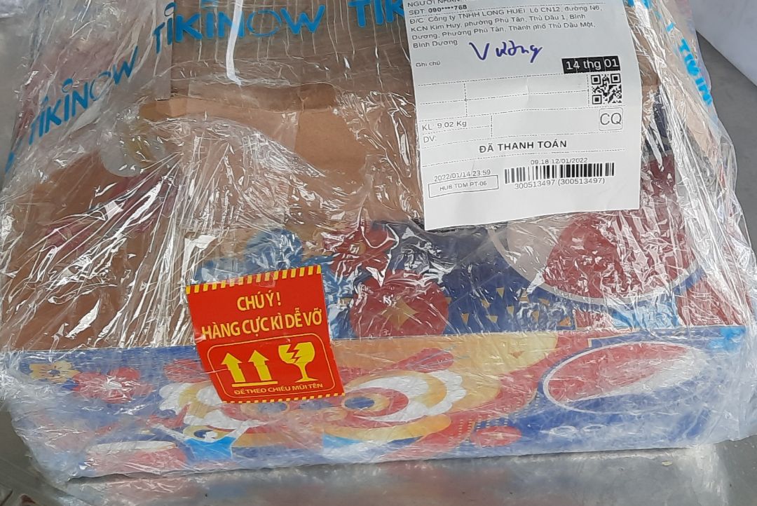 Đóng gói cẩn thận, giao hàng nhanh, lại được tặng kèm ly pepsi màu vàng rất đẹp nữa, xin cảm ơn tiki Đóng gói cẩn thận, giao hàng nhanh, lại được tặng kèm ly pepsi màu vàng rất đẹp nữa, xin cảm ơn tiki